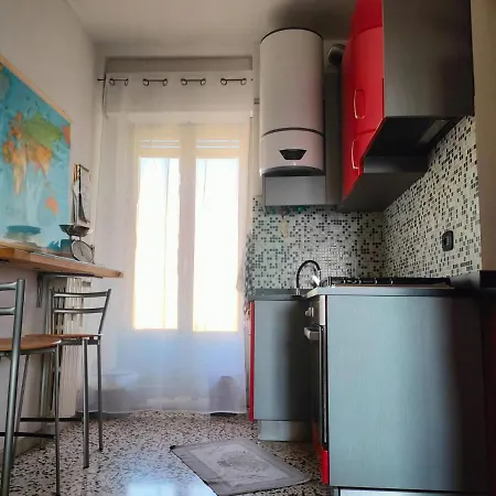 Daire Bright And Cosy Near And Milan Lomazzo